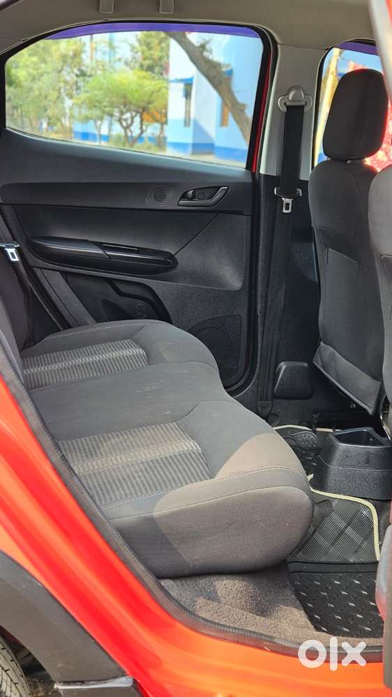 Tata Tiago 1.2 Revotron Xt (o), 2022, Petrol