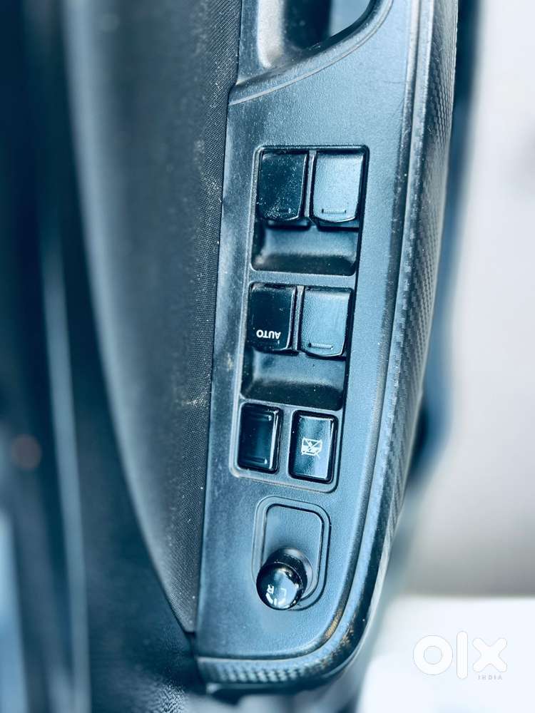 Maruti Suzuki Swift Vxi Abs Bsiv, 2019, Petrol