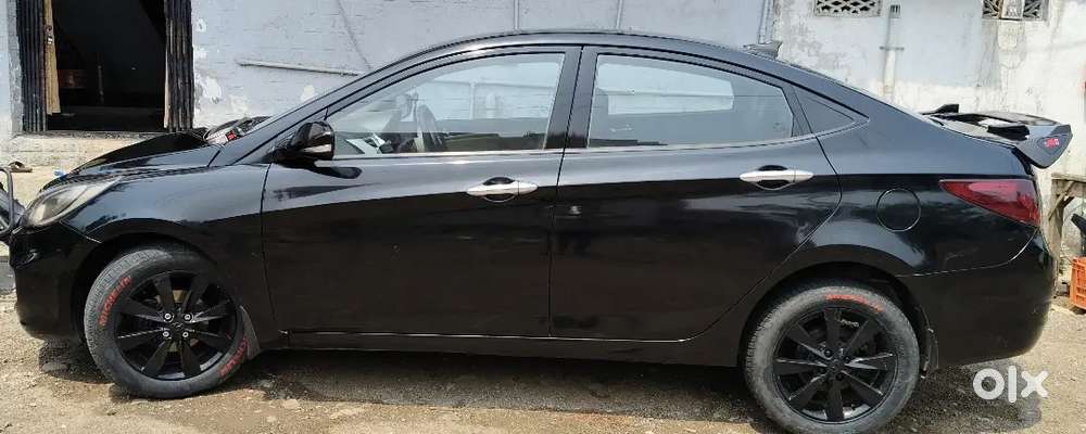 Hyundai Verna 2013 Diesel Good Condition  Diomond Screen Sound System