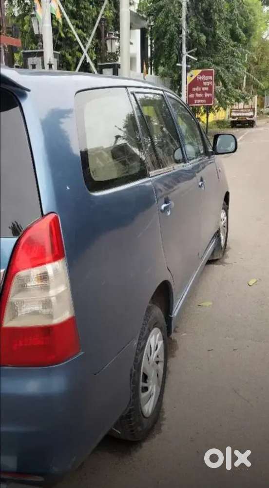 Toyota Innova 2012 Diesel Well Maintained