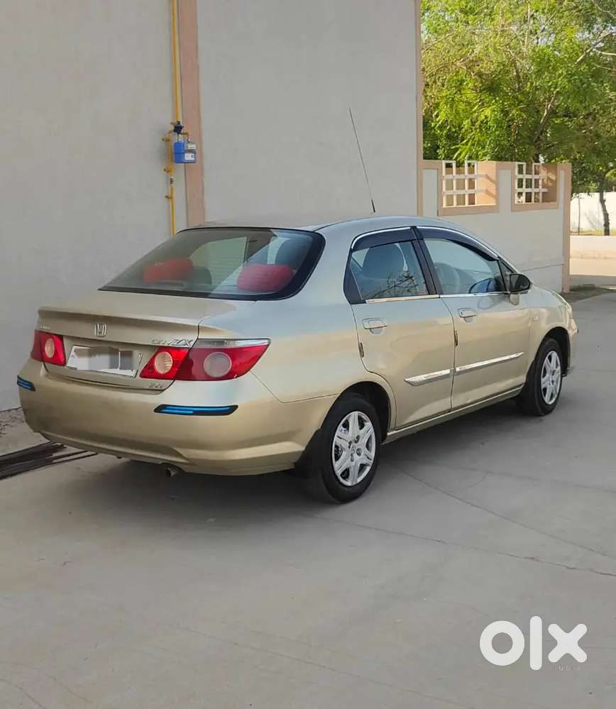Honda City Zx 2007 Cng & Hybrids Well Maintained