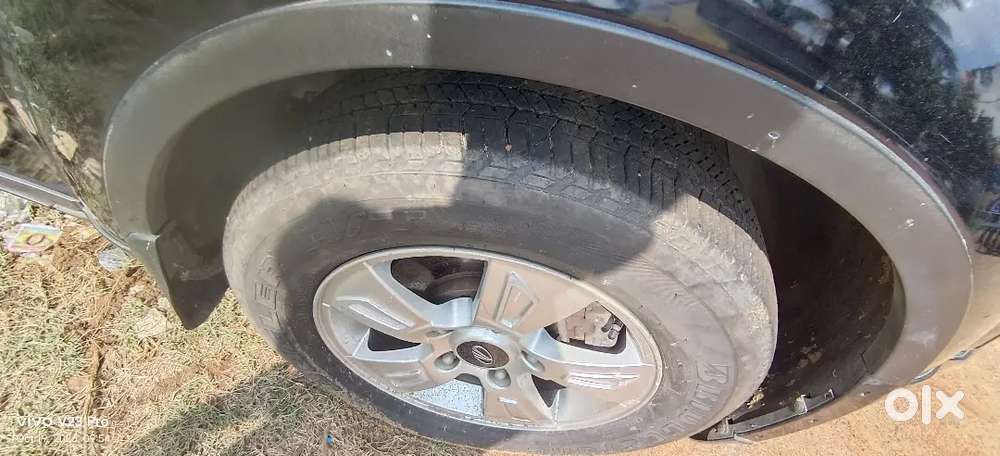 Mahindra Xuv500 W8 2013