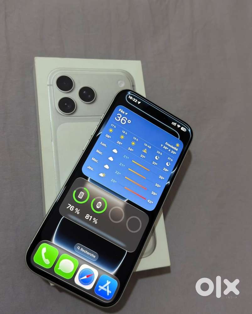 IPhone 17 pro max silver colour excillent condition