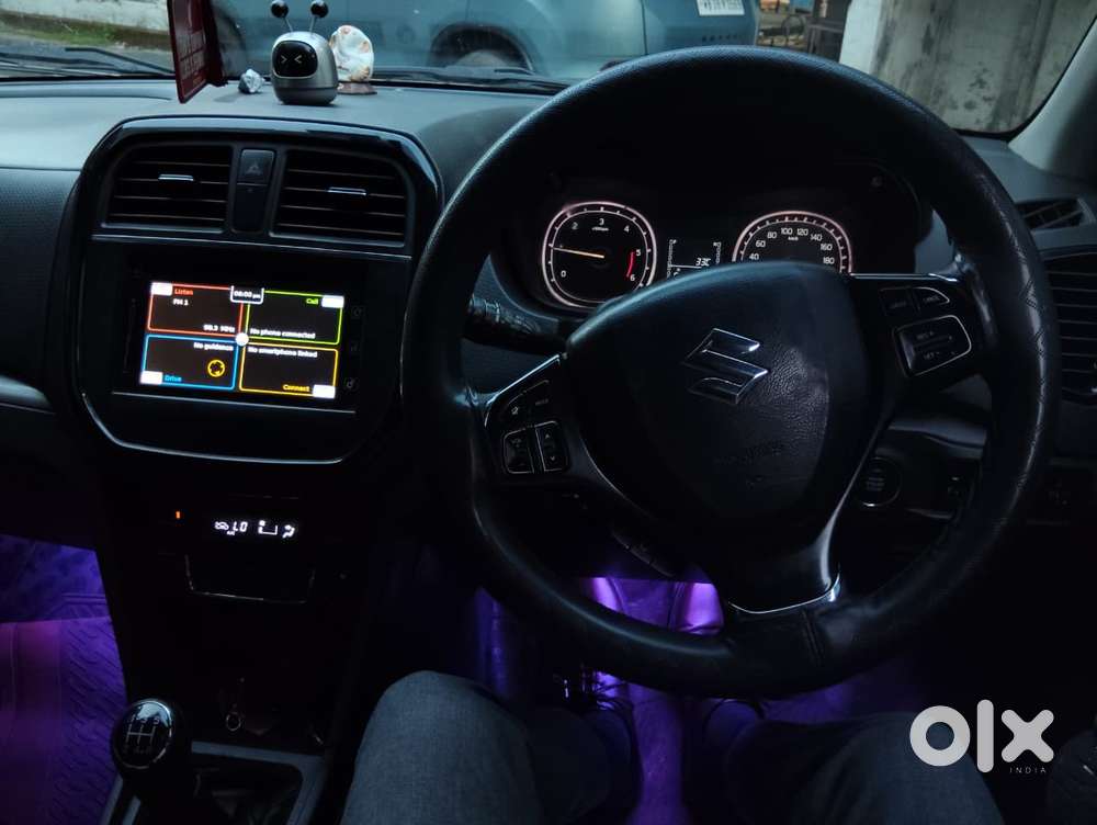 Maruti Suzuki Brezza Zdi+ Dual Tone, 2017, Petrol