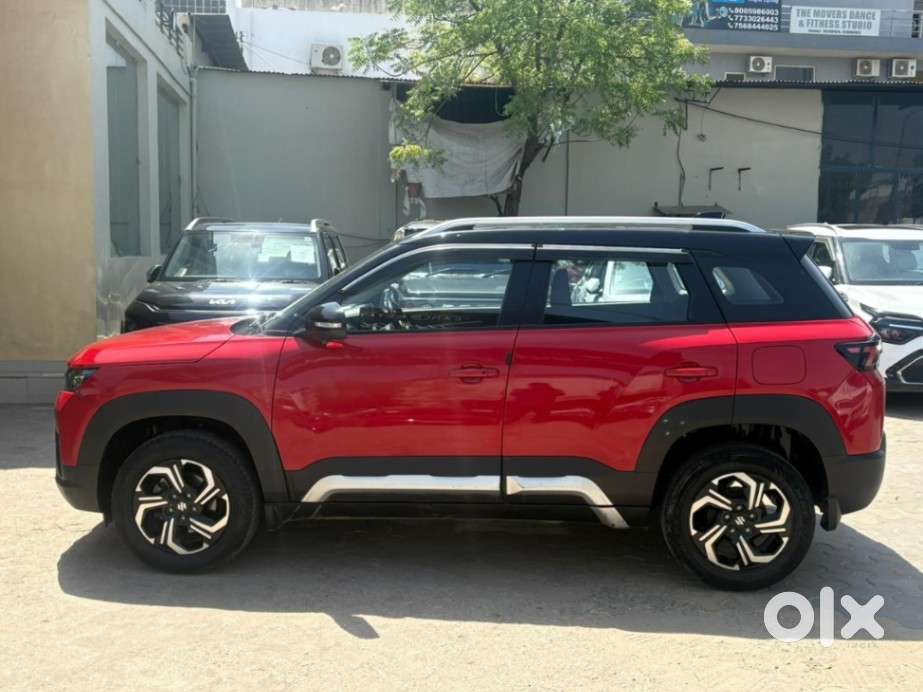 Maruti Suzuki Brezza 1.5 Zxi Plus Smart Hybrid Dual Tone, 2022, Petr..