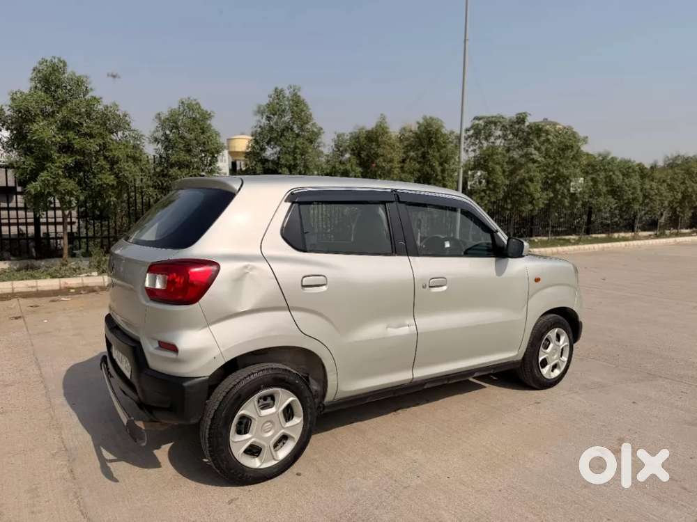 Maruti Suzuki S-presso Vxi Plus Amt, 2019, Petrol