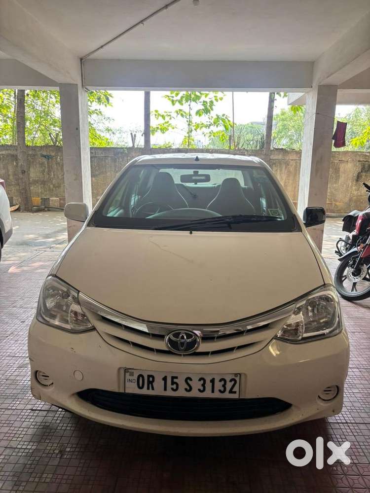 Toyota Etios 2012 Petrol Well Maintained