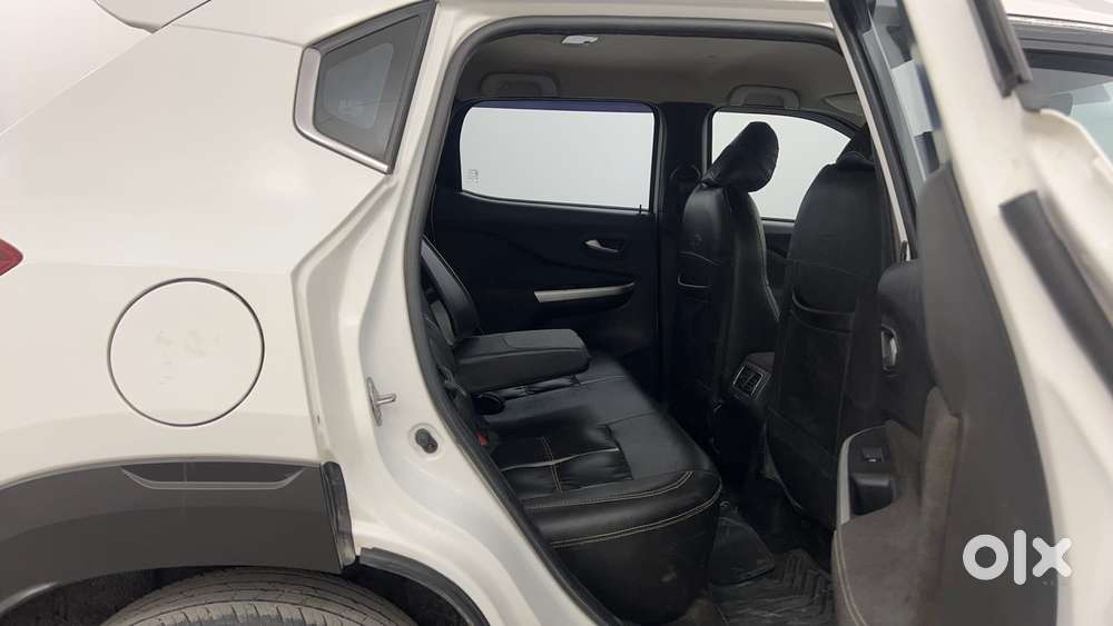 Nissan Magnite 1.0 Xv Premium Turbo (o), 2022, Petrol