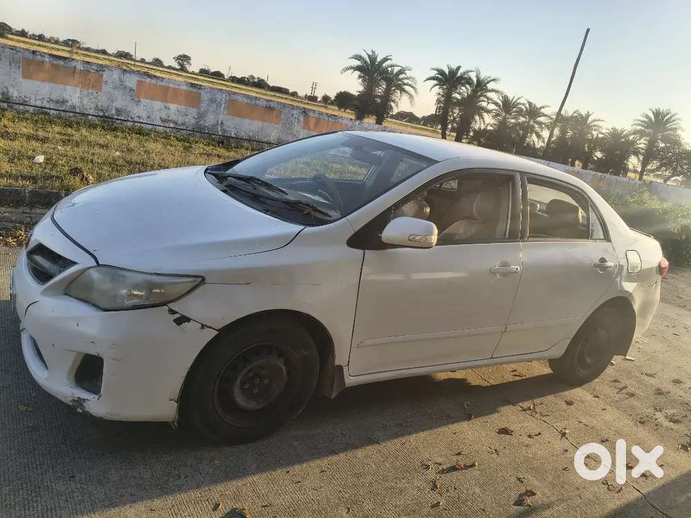 Toyota Corolla Altis 2012