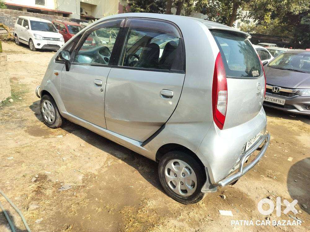 Tata Nano Xe, 2012, Petrol