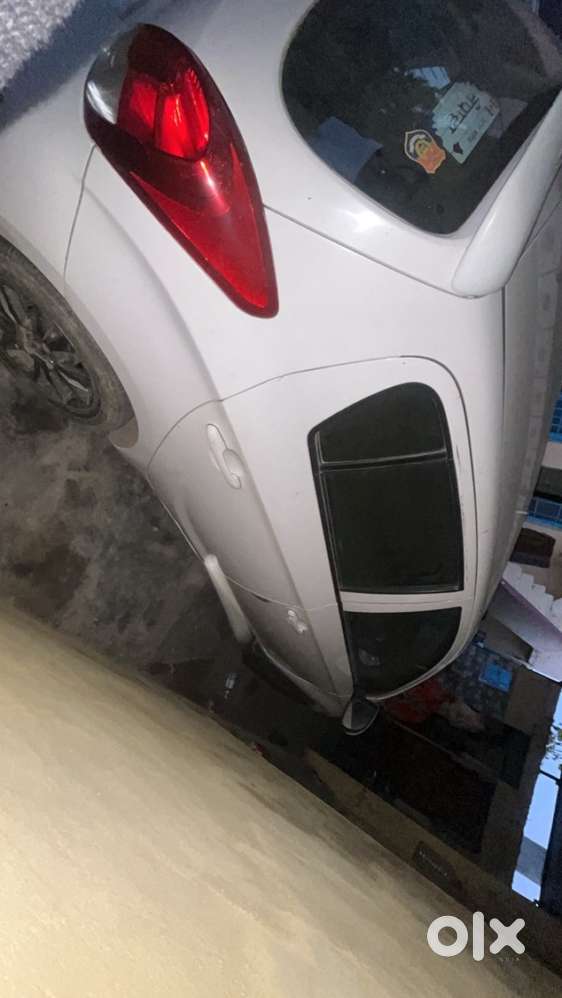Hyundai I20 Sportz Dsl 1.4 Bs-iv Diesel Manual 2013