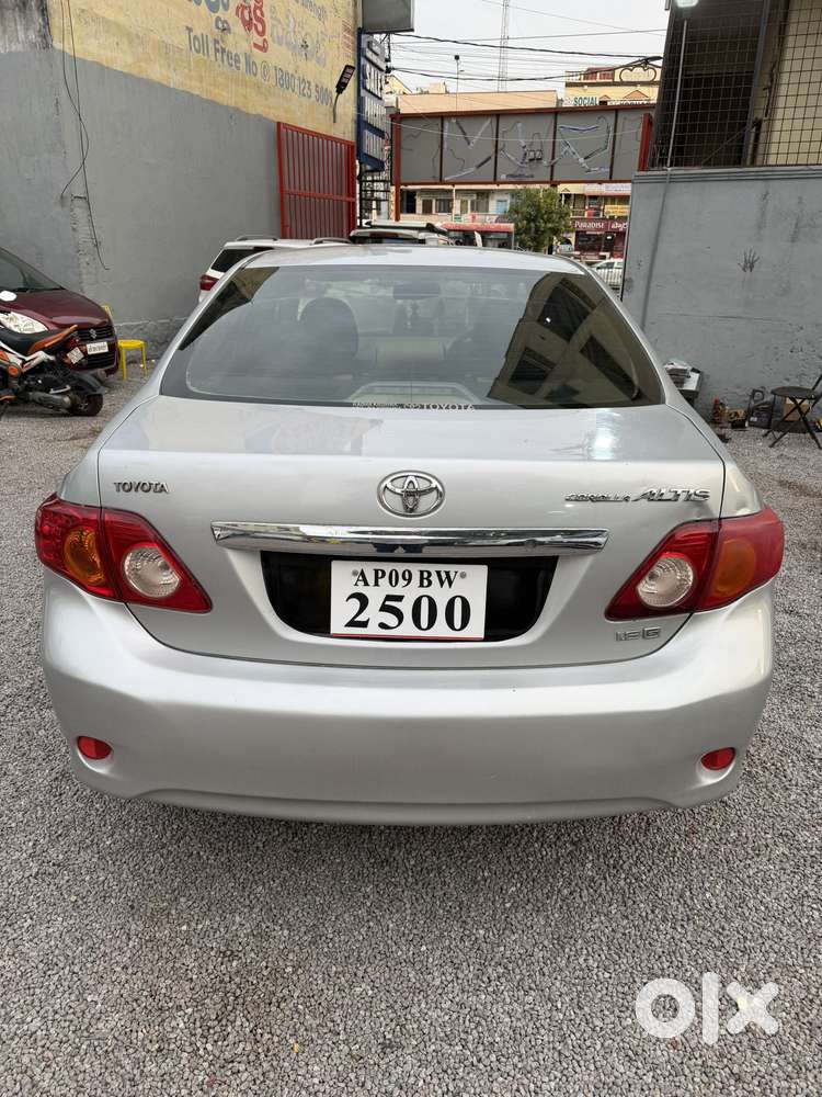 Toyota Corolla Altis Gl, 2010, Petrol