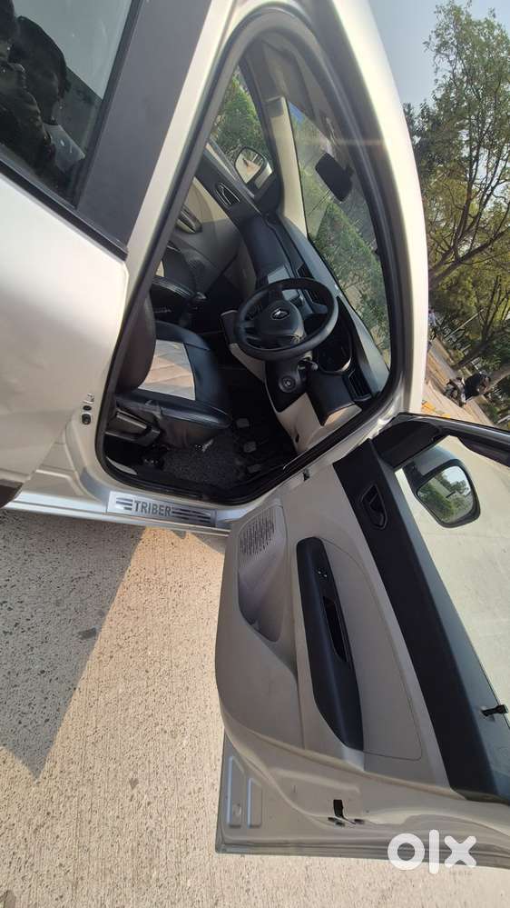 Renault Triber 1.0 Rxe, 2023, Petrol