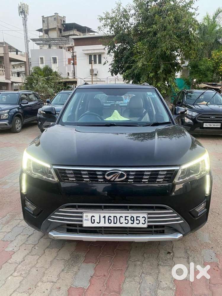 Mahindra Xuv300 2021 Petrol 20800 Km Driven