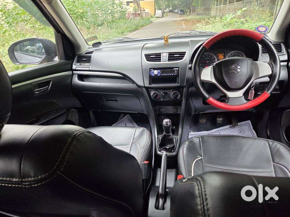 Maruti Suzuki Swift Vxi + Manual, 2012, Petrol