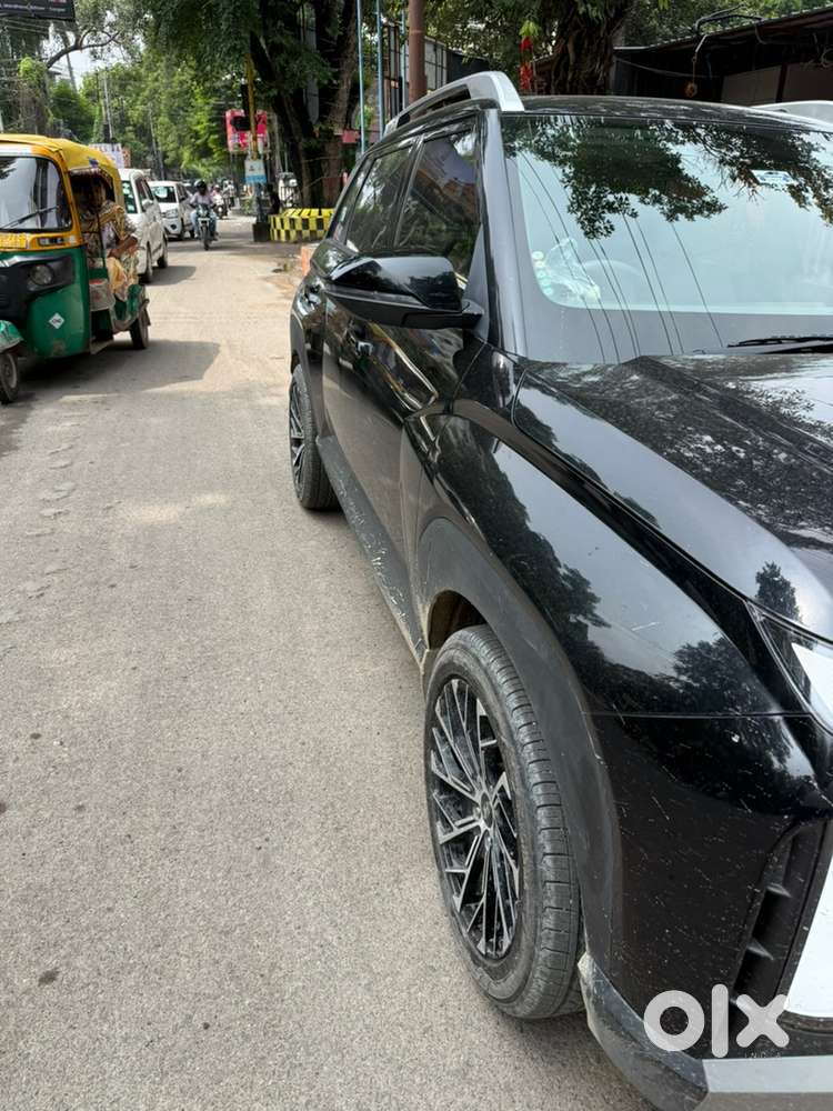 Hyundai New Venue 2026 Petrol 5500 Km Driven