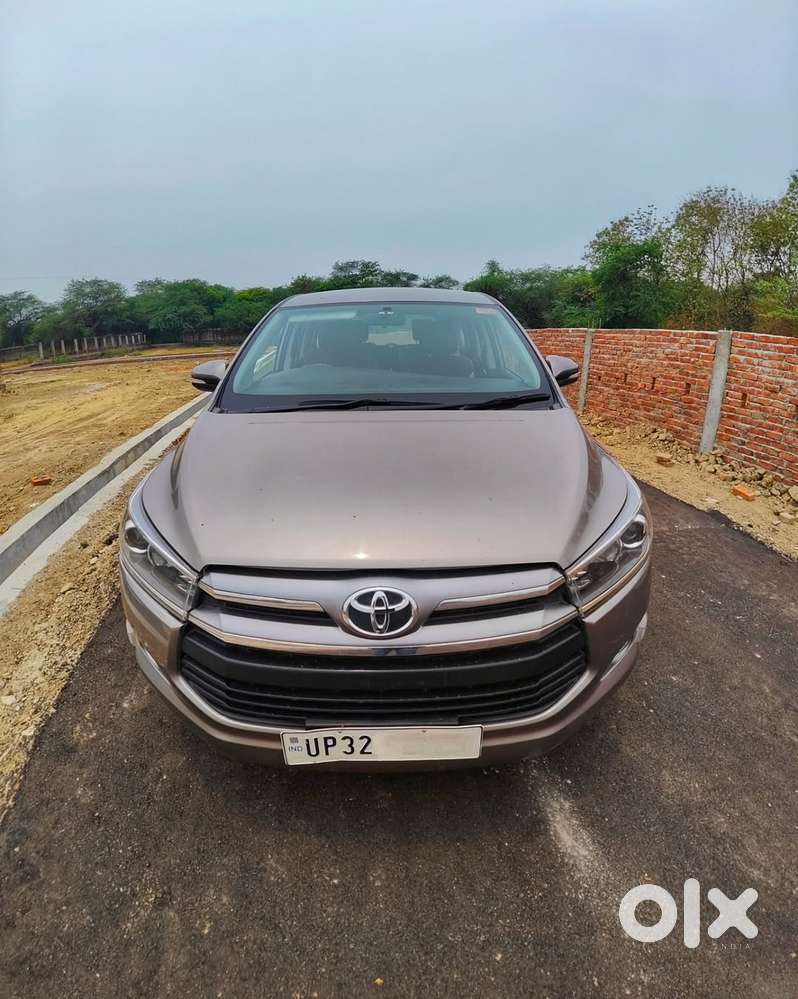 Toyota Innova Crysta 2.4 Vx Mt, 2016, Diesel