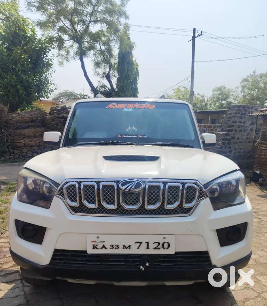 Mahindra Scorpio Classic 2018 Diesel Manual