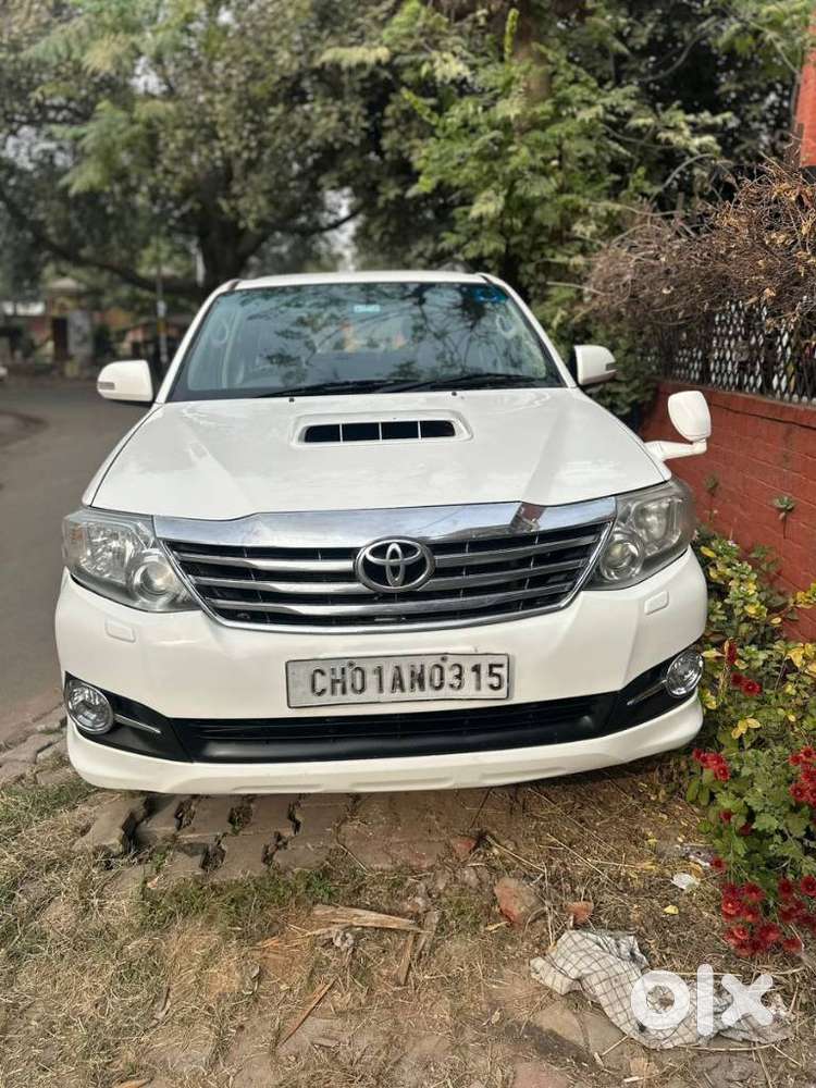 Toyota Fortuner 4x4 Mt 2.8 Diesel, 2012, Diesel