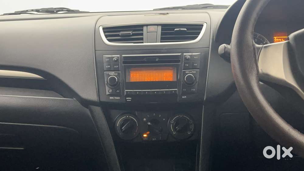 Maruti Suzuki Swift Vvt Vxi, 2016, Petrol