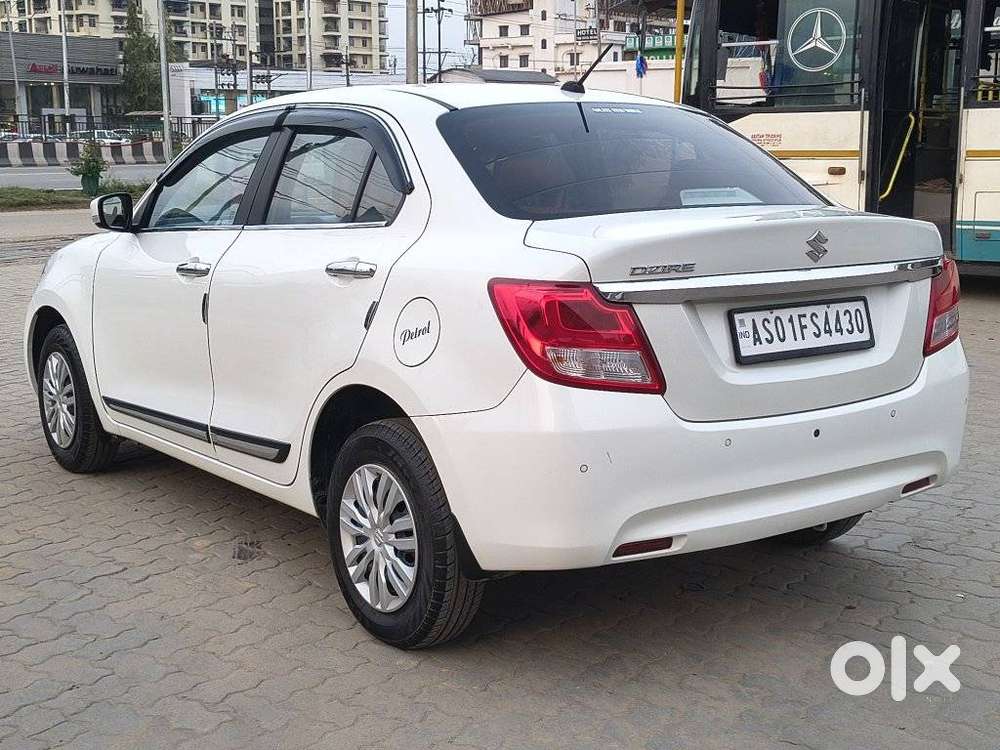 Maruti Suzuki Dzire 1.2 Vxi, 2023, Petrol