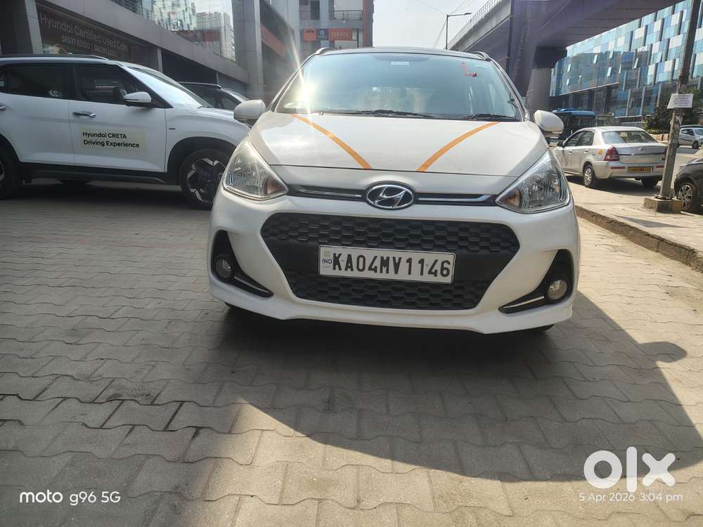 Hyundai Grand I10 Sportz Dual Tone 1.2 Vtvt, 2018, Petrol
