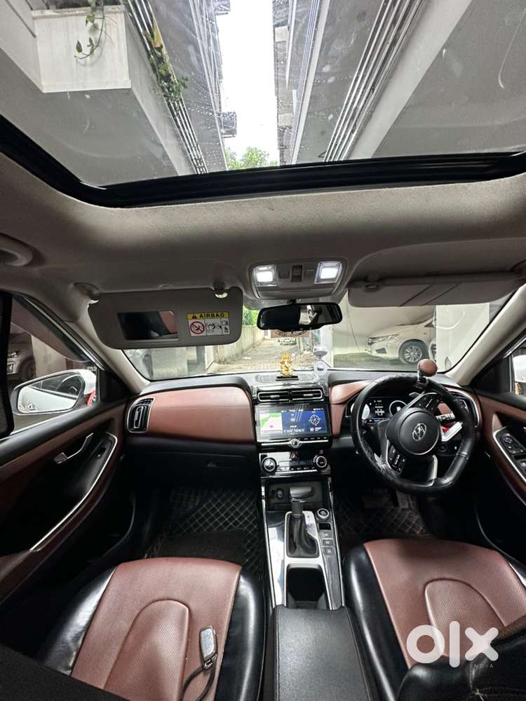 Hyundai Alcazar 2022 Petrol 32000 Km Driven