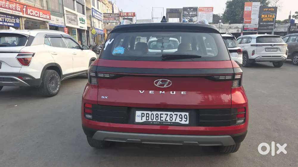 Hyundai Venue 2022 Diesel 90000 Km Driven