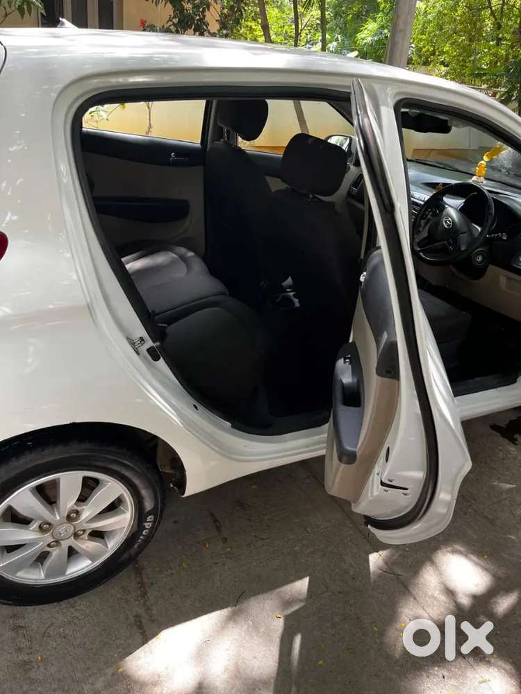 Hyundai I20 2013 Petrol 50000 Km Driven