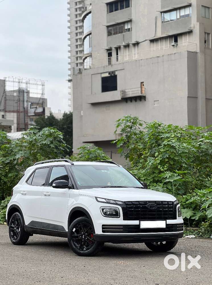 Hyundai Venue Knight Edition Petrol 2024