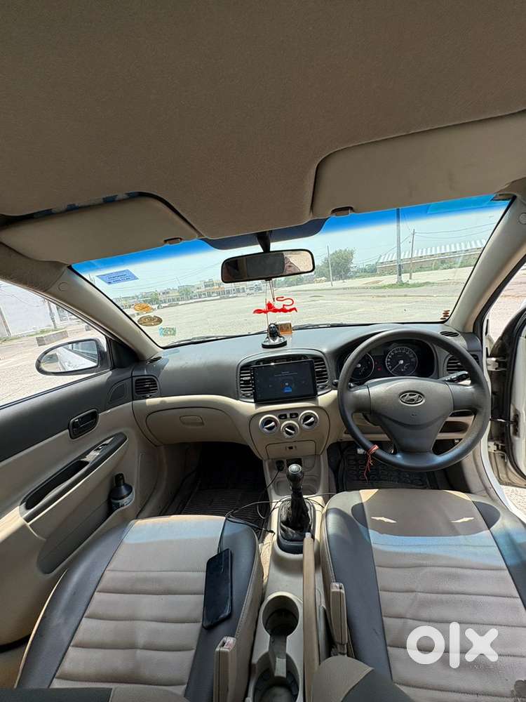 Hyundai Verna Manual 2009