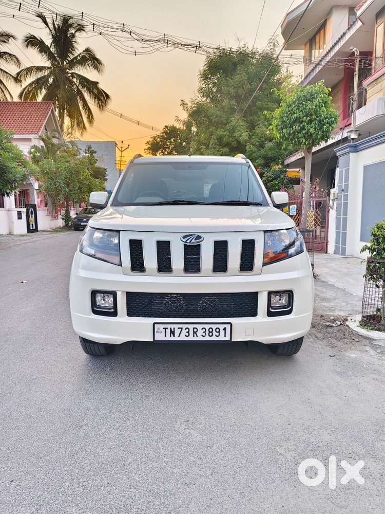 Mahindra Tuv 300 T10, 2017, Diesel