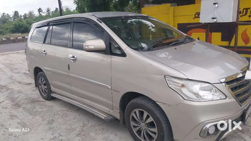 Toyota Innova 2012 Diesel Well Maintained