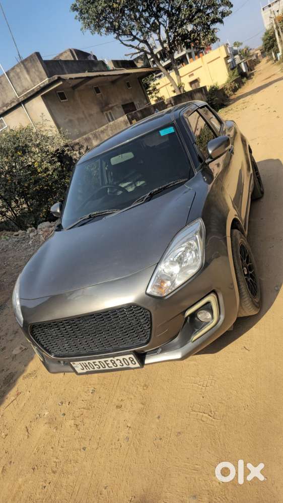 Maruti Suzuki Swift Vxi + Manual, 2022, Petrol
