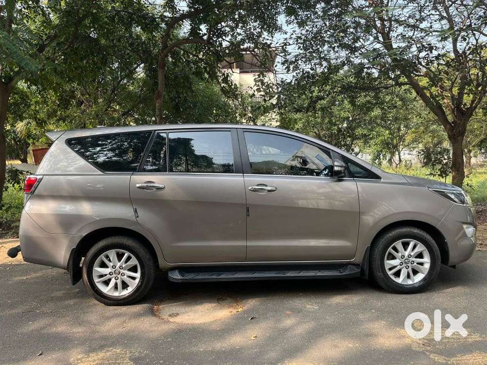 Toyota Innova Crysta 2.4 V, 2017, Diesel
