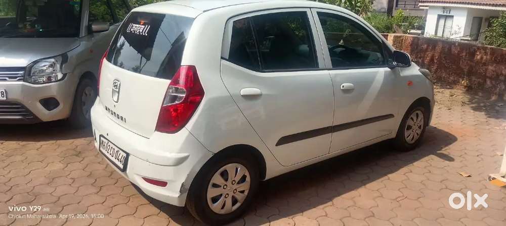 Hyundai I10 2011 Cng & Hybrids 102000 Km Driven