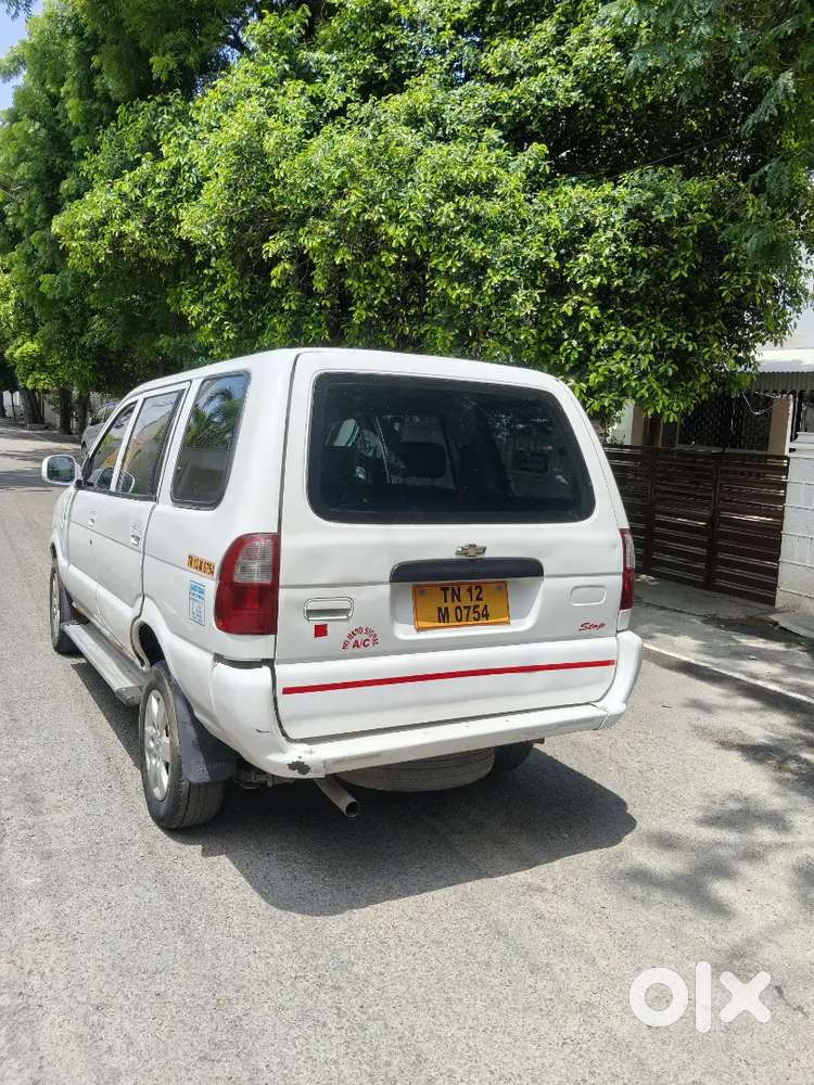 Chevrolet Tavera Ls 2016 Life Tax