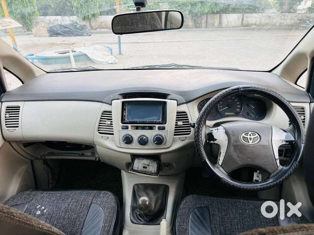 Toyota Innova 2.0 V, 2012, Diesel