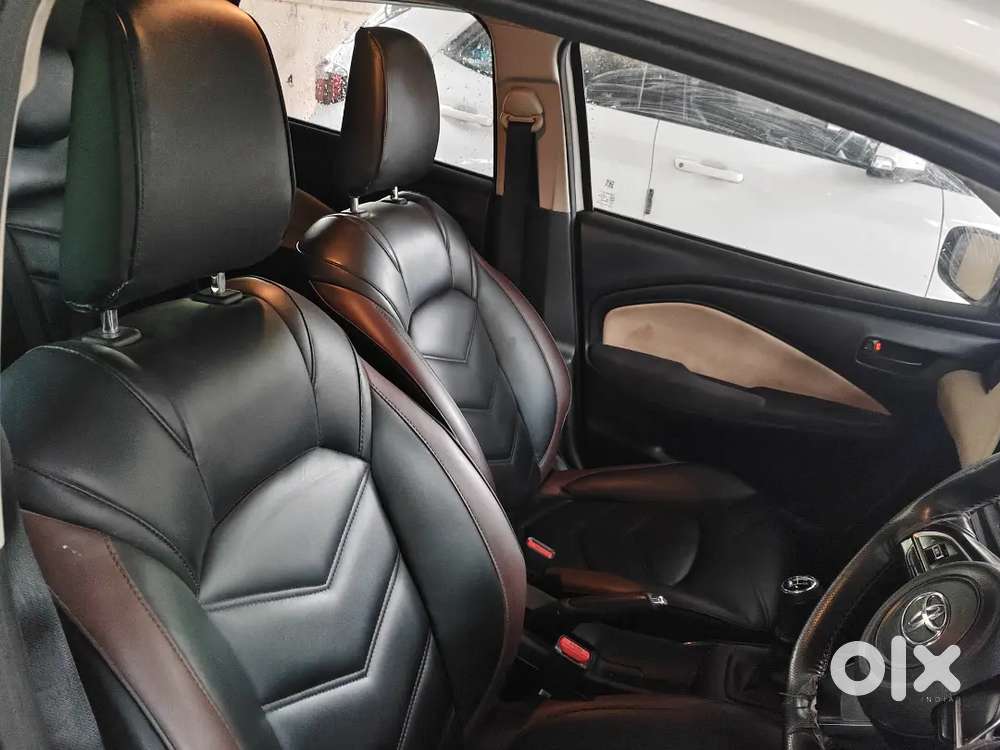 Toyota Glanza 2023 Petrol 44500 Km Driven Well Maintained Car