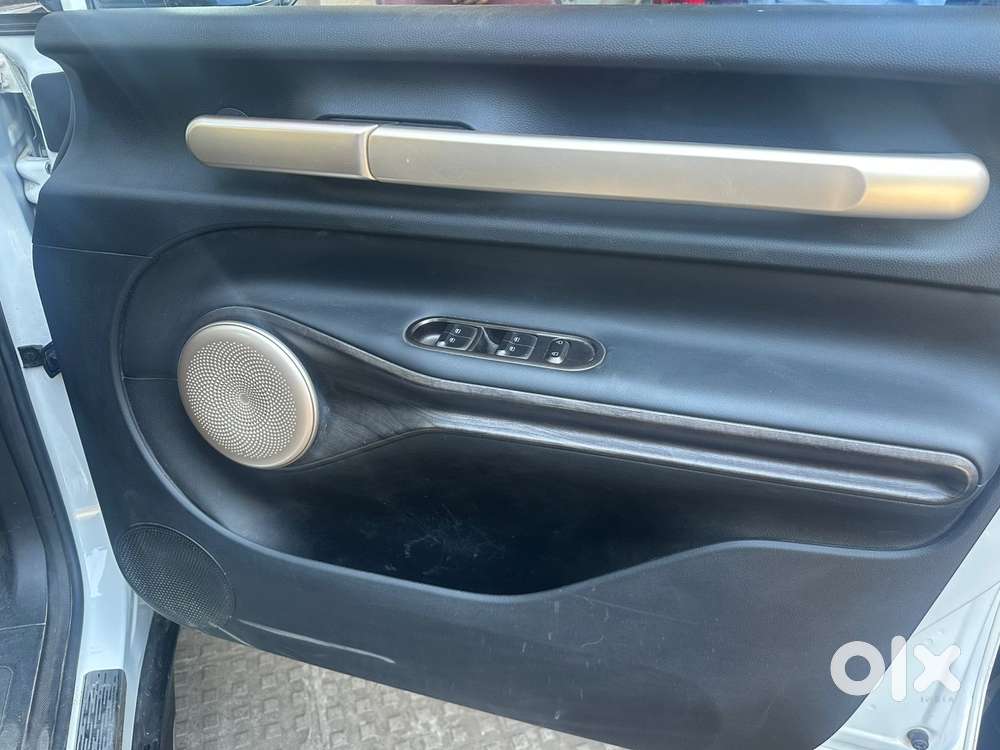 Mg Windsor Ev Exclusive, 2024