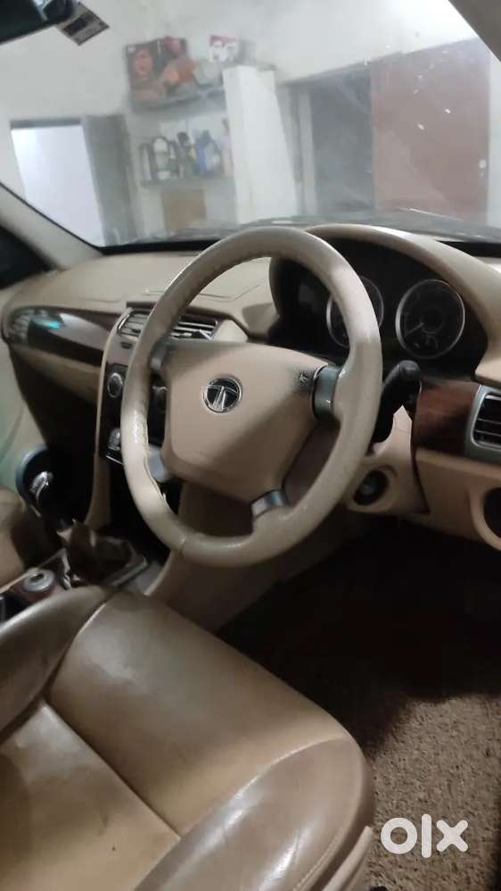 Tata Safari Storme 4x2 Vx Top Model