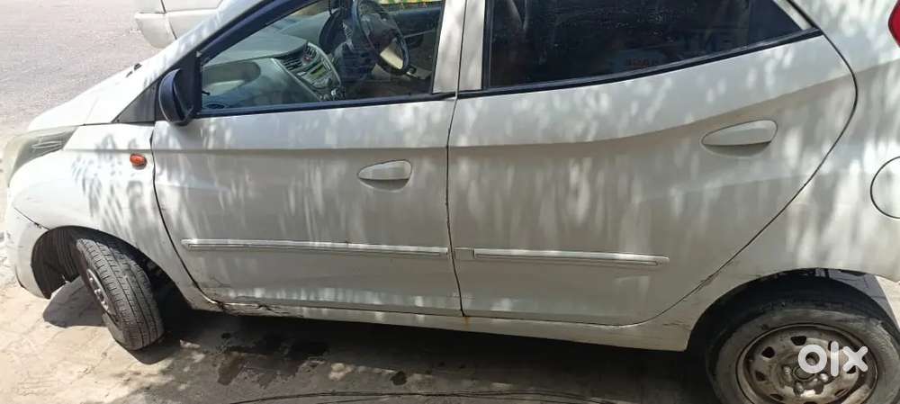 Hyundai Eon 2014 Petrol 100000 Km Driven