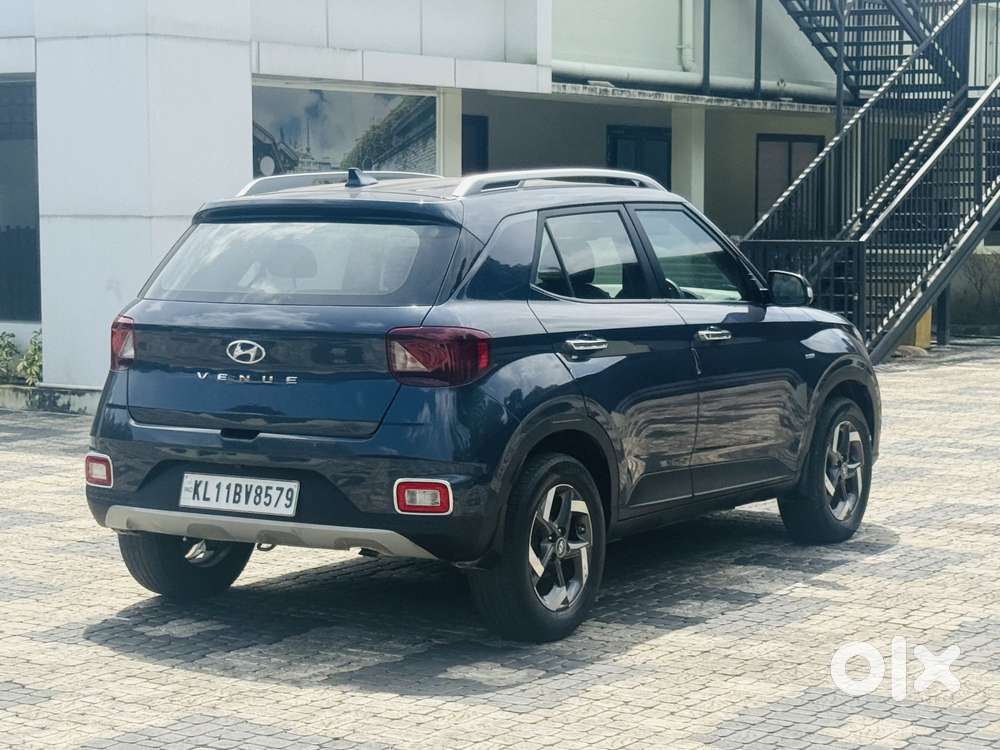 Hyundai Venue 1.0 Sx (o) Turbo Dct, 2022, Petrol