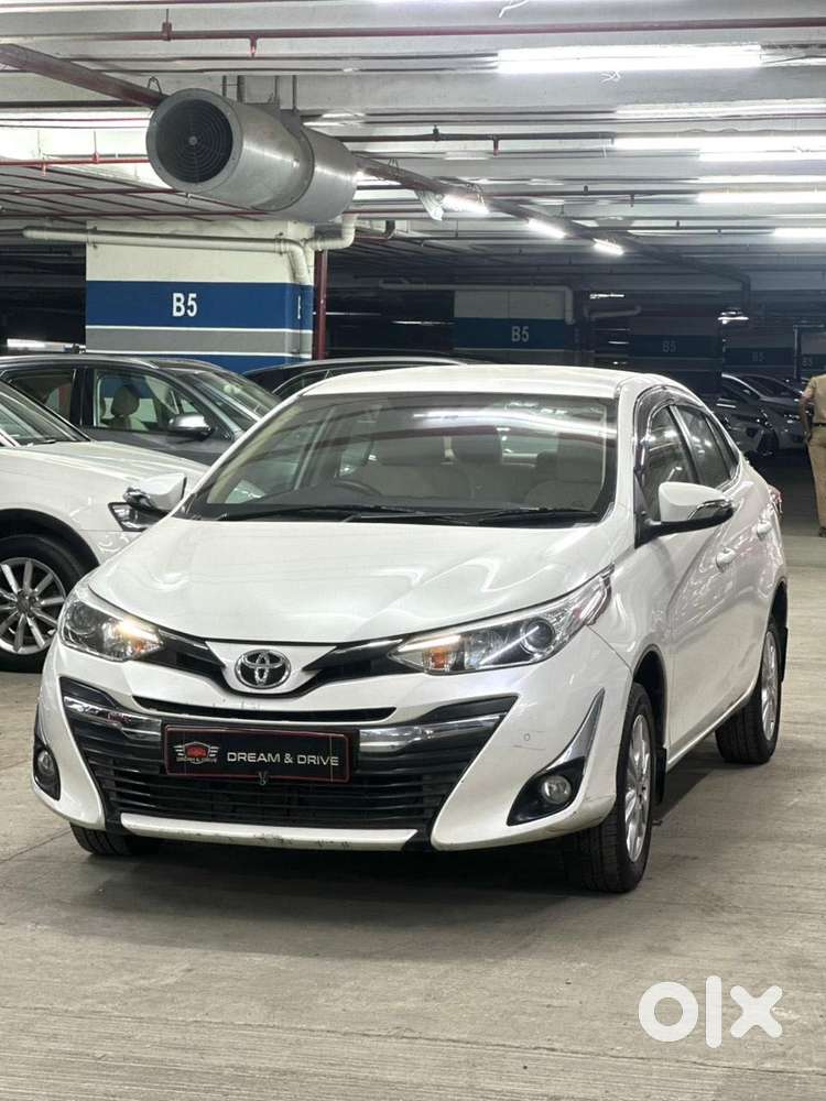 Toyota Yaris V, 2018, Petrol