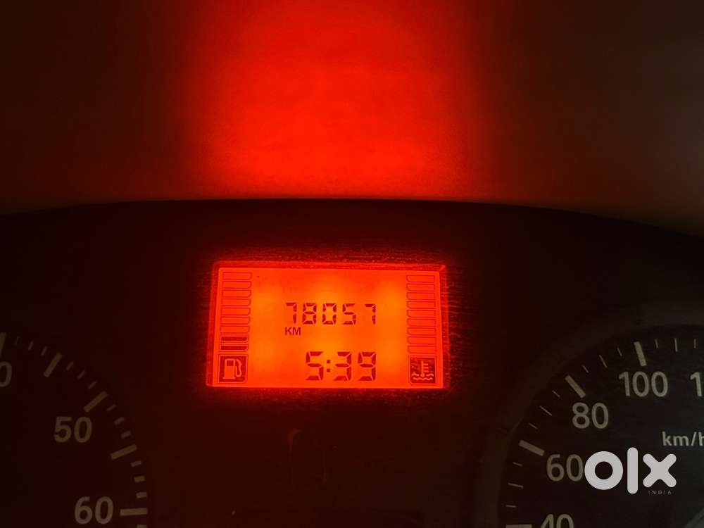 Mahindra Logan Petrol 2008