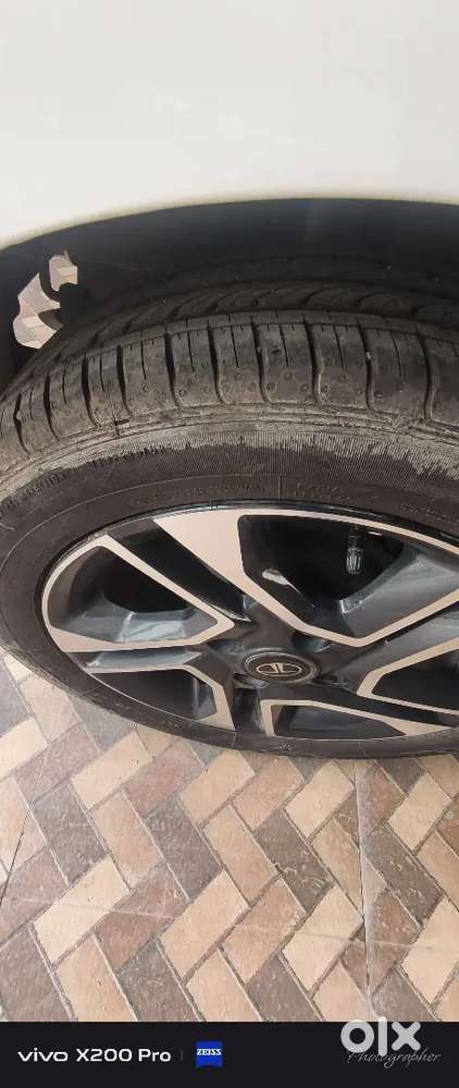 Tata Tiago 2024 Petrol 8400 Km Driven