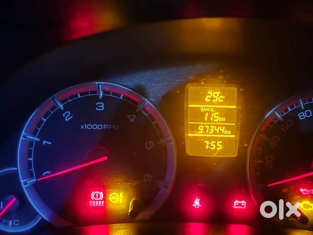 Maruti Suzuki Swift 2014 Diesel 97000 Km Driven