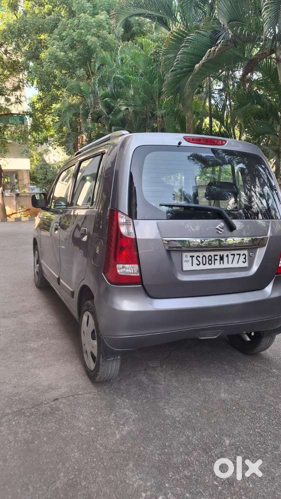 Maruti Suzuki Wagon R Vxi Optional, 2017, Petrol
