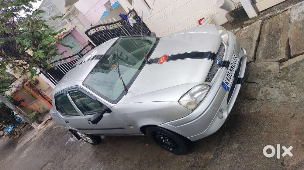 Ford Ikon 2004 Petrol