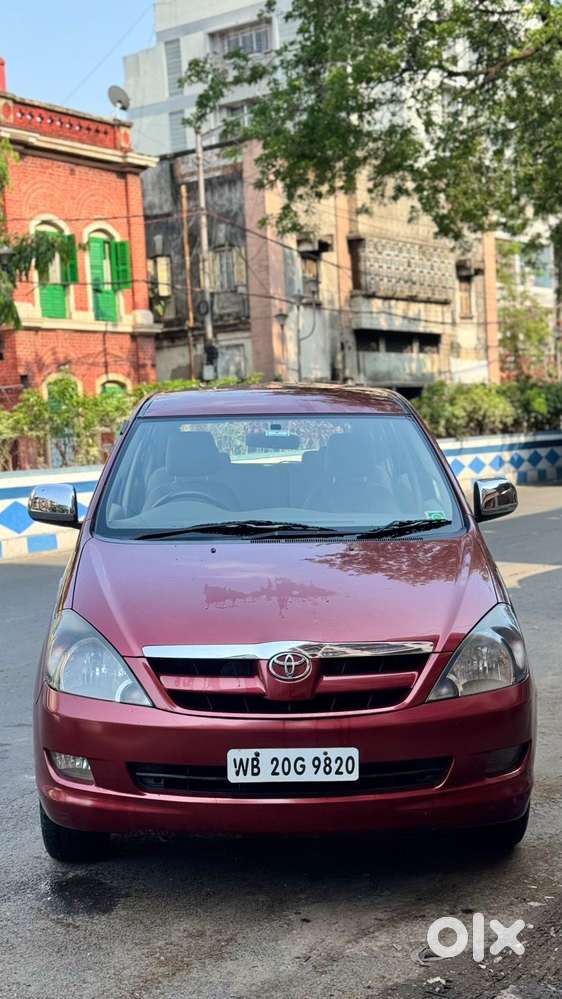 Toyota Innova 2004-2011 2.5 G4 Diesel 8-seater, 2006, Diesel